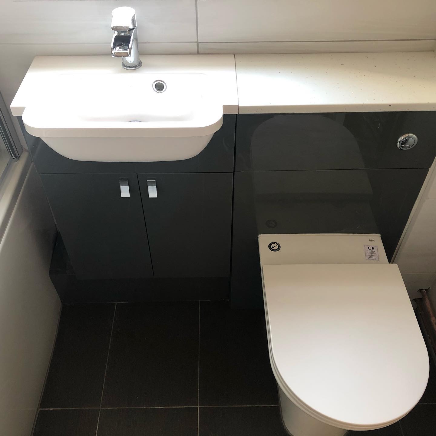 Bathroom Installation (Grey & White) Thames Avenue, Bicester